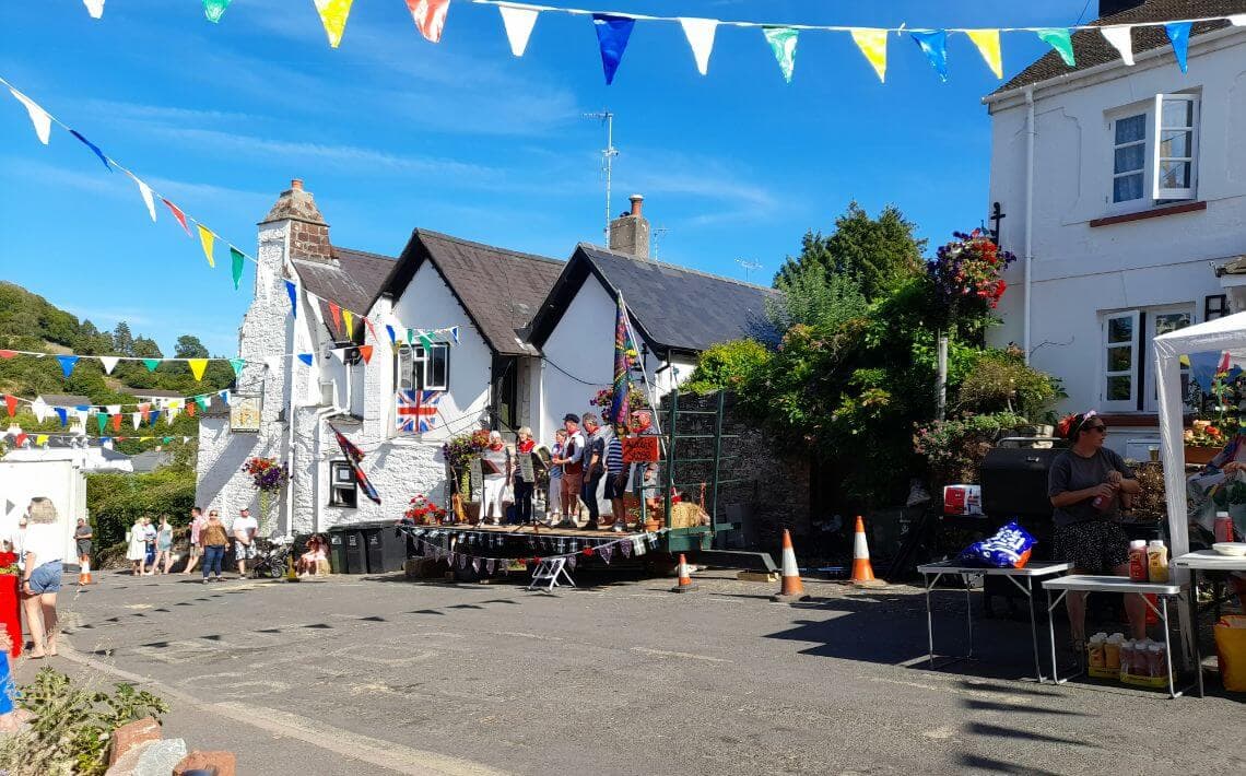 Exeter Airport to Barnstaple