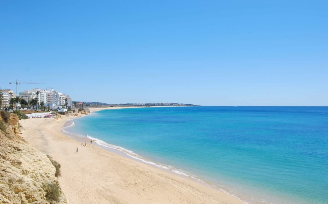 Faro Airport to Armação de Pêra