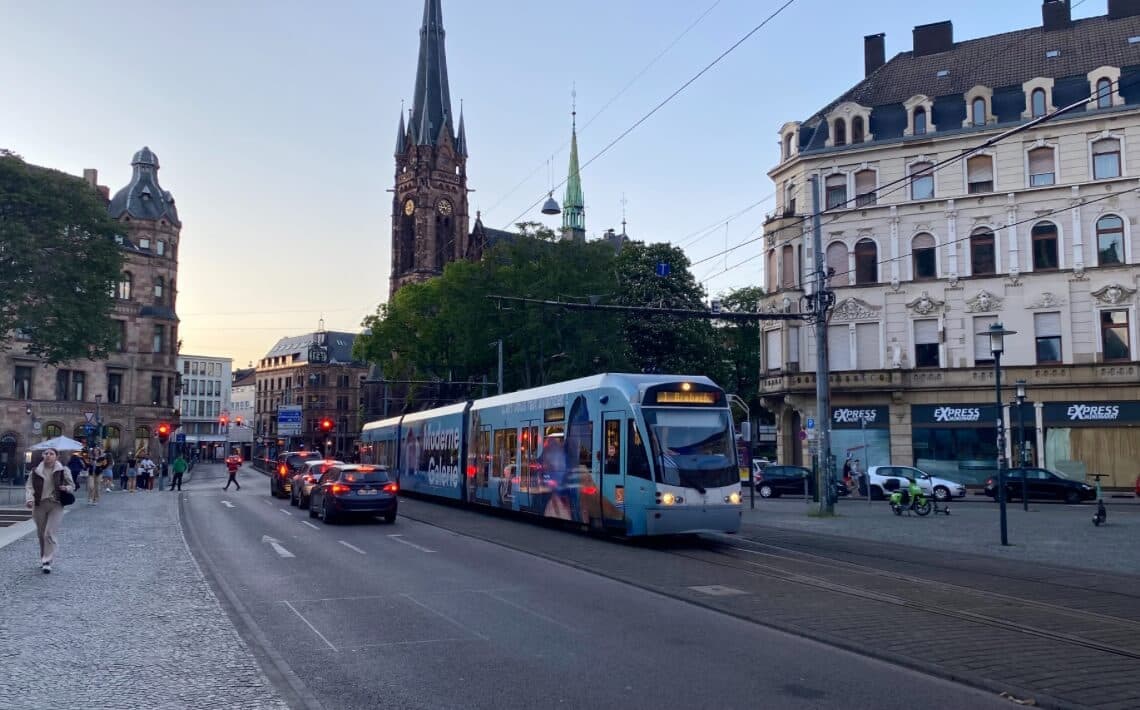 Frankfurt Hahn Airport to Saarbrücken