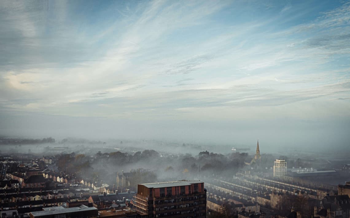 Gatwick Airport to Swindon