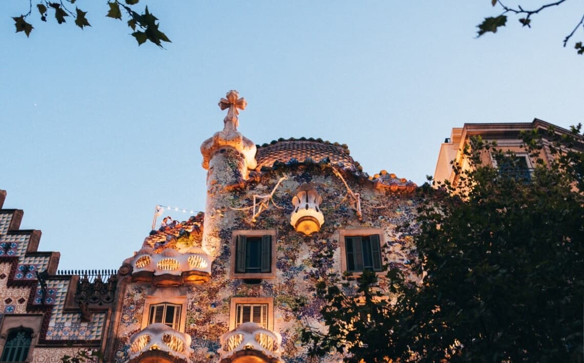 How to Get from Girona Airport to Barcelona?