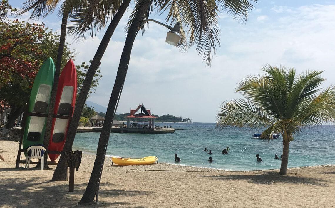 Haiti Port-au-Prince Airport to Montrouis