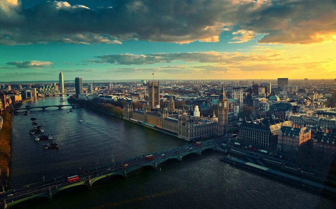 Heathrow Airport to Camden Town