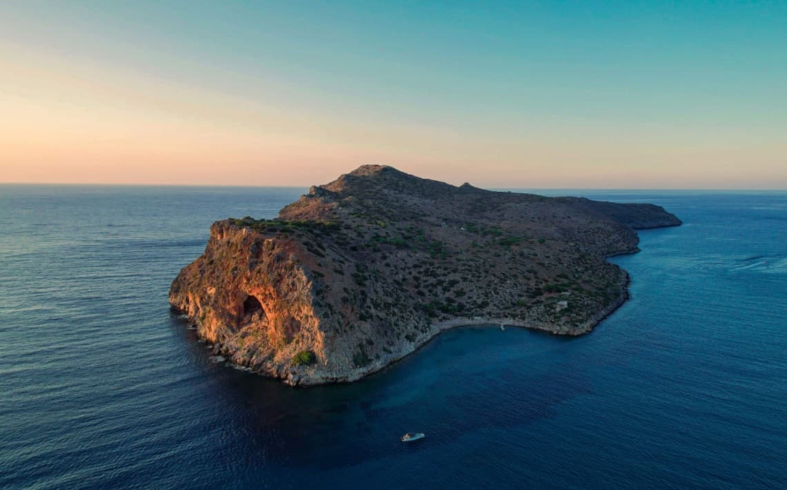 Heraklion Airport to Agia Marina