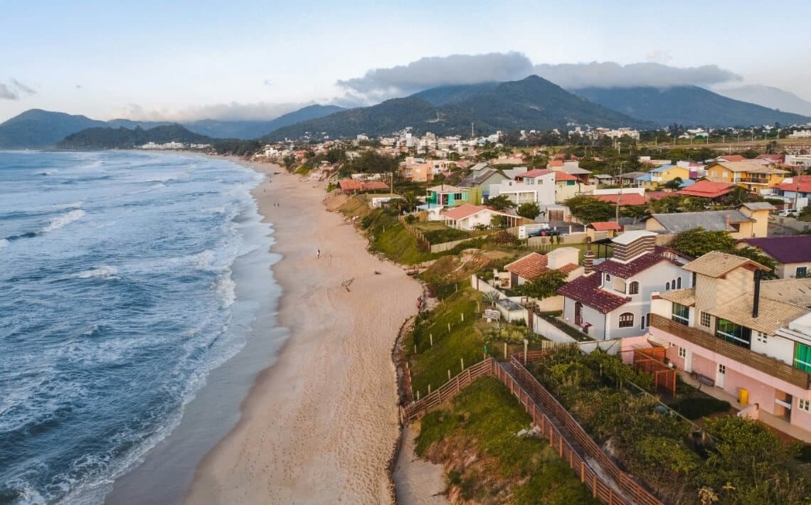 Hercilio Luz Airport to Florianopolis City Center