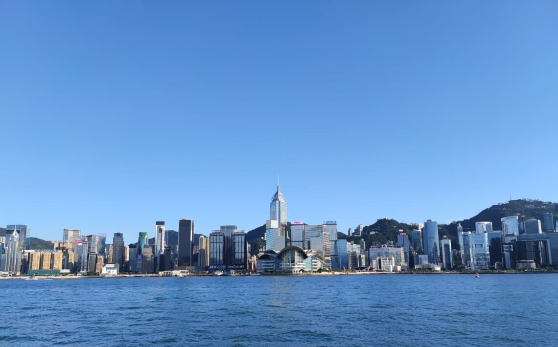 Hong Kong Airport to Dorsett Wanchai