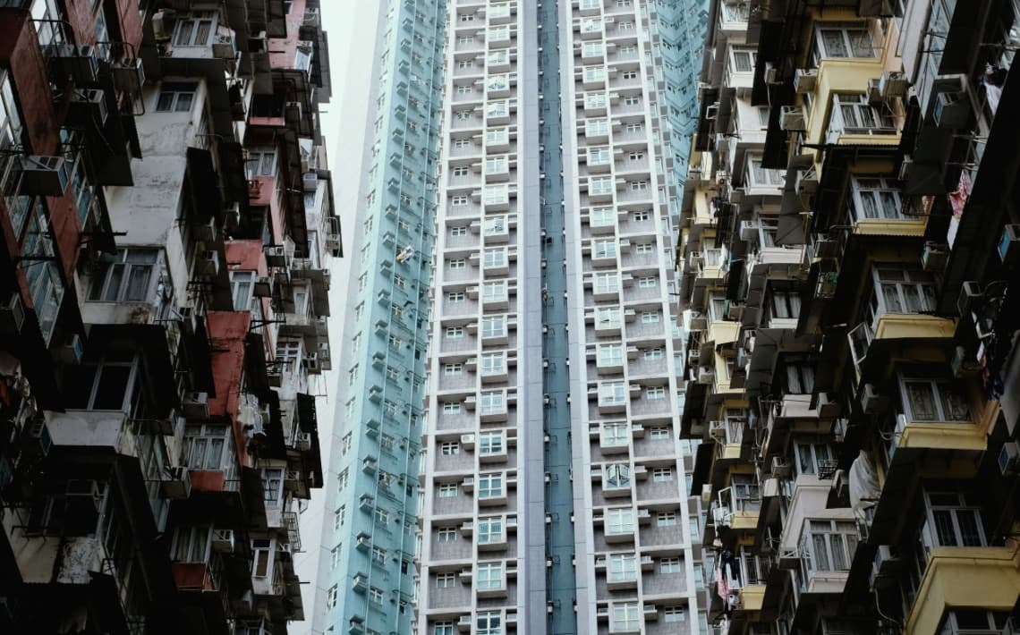 Hong Kong Airport to Quarry Bay