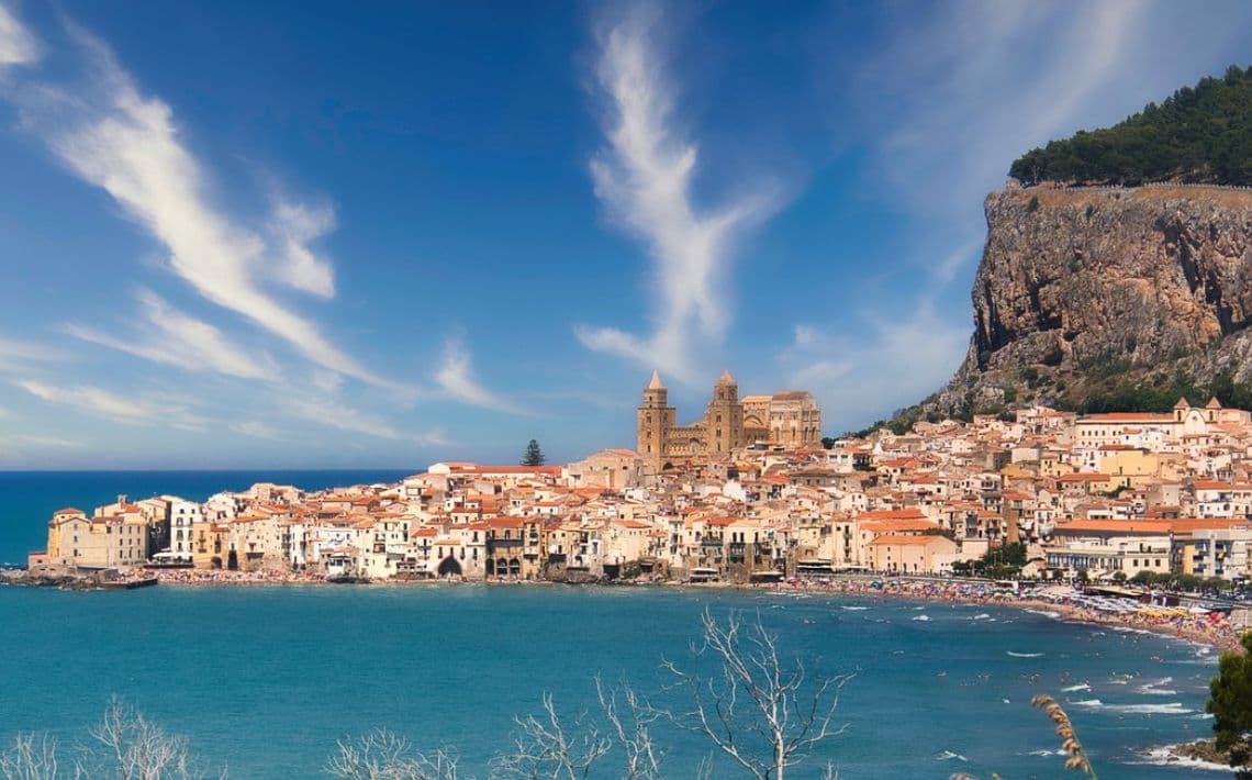 How to get from Nearest Airports to Cefalu?