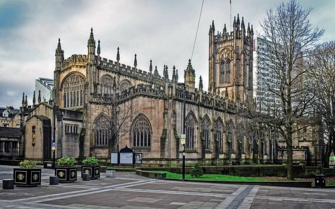 Humberside Airport to Manchester Airport