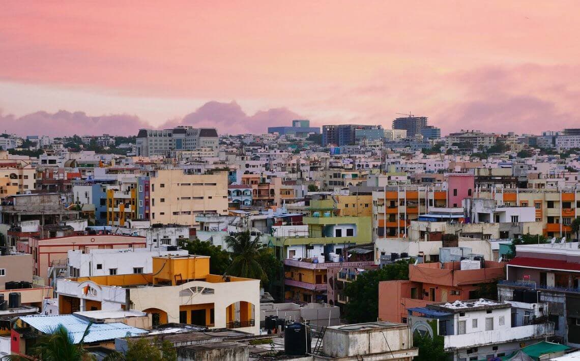 Hyderabad Rajiv Gandhi Airport to İcici Bank Building