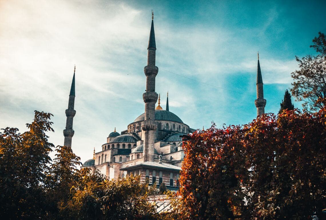 How to get from Istanbul Airport to the Blue Mosque?