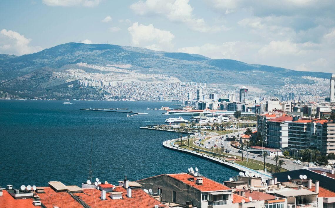 Izmir Airport (ADB) to the City Center