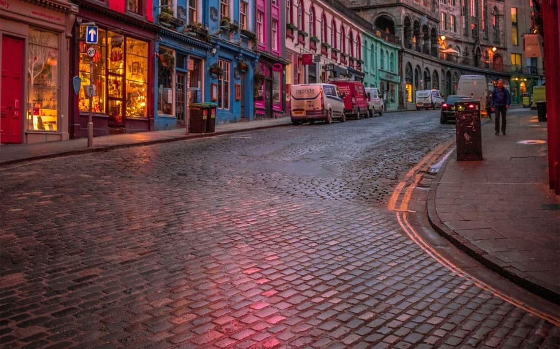 Edinburgh Airport to Cumbernauld