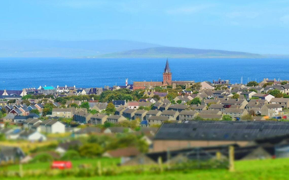 Kirkwall Airport to Kirkwall Town Centre