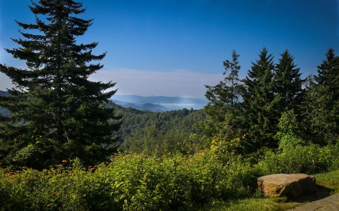 Knoxville Airport to Gatlinburg