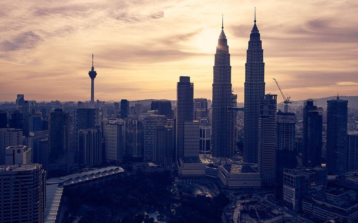 Kuala Lumpur Airport to The Exchange 106