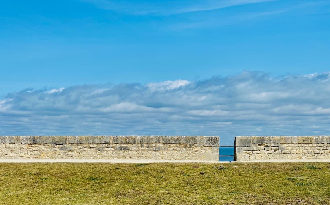 La Rochelle Airport to St Martin de Re