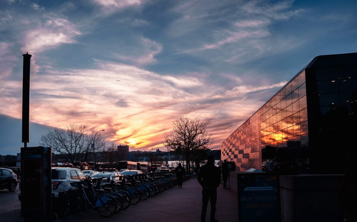 LaGuardia Airport to Javits Center