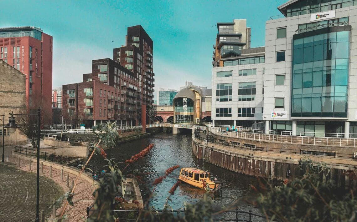 Leeds Bradford Airport to Hull