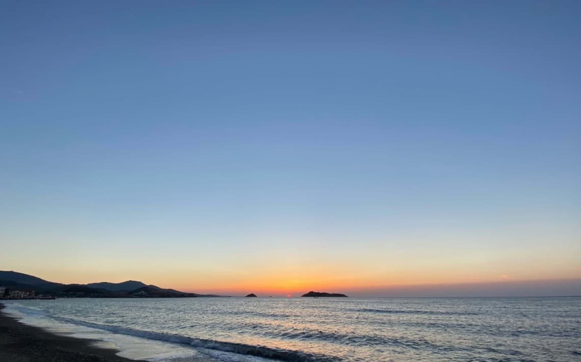 Lesvos Mytilene Airport to Petra