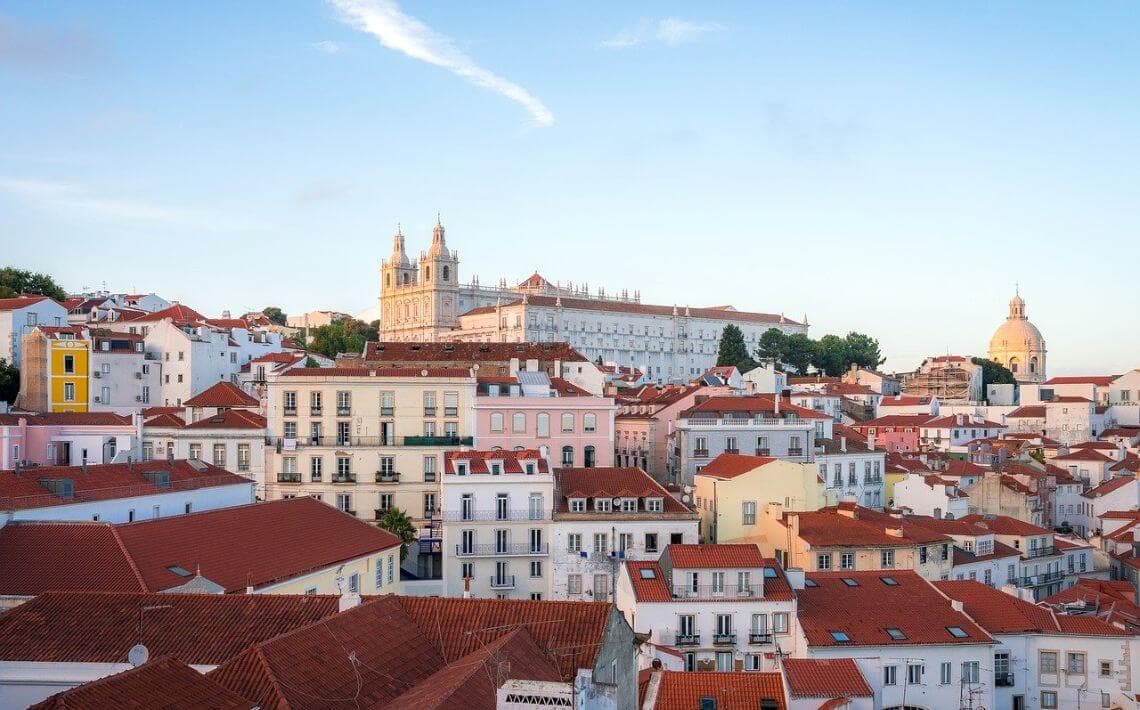 Lisbon Airport (LIS) to West Cliffs Golf Course