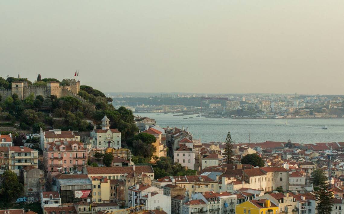 Lisbon Airport to Setubal