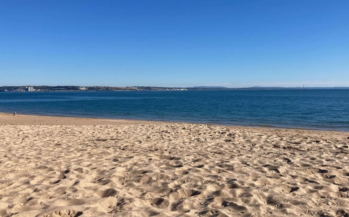 Lisbon Airport to Oeiras