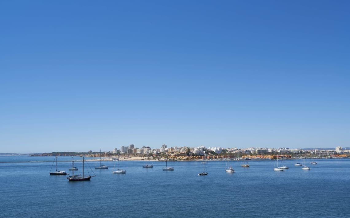 Lisbon Airport to Portimão