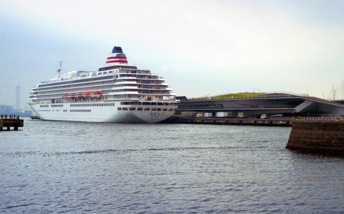 London Heathrow Airport to Tilbury Cruise Terminal