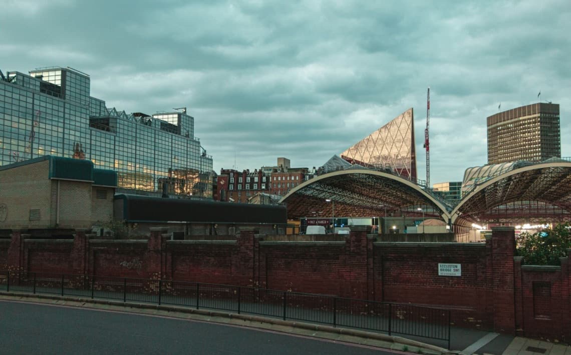 London Heathrow Airport to Victoria Station