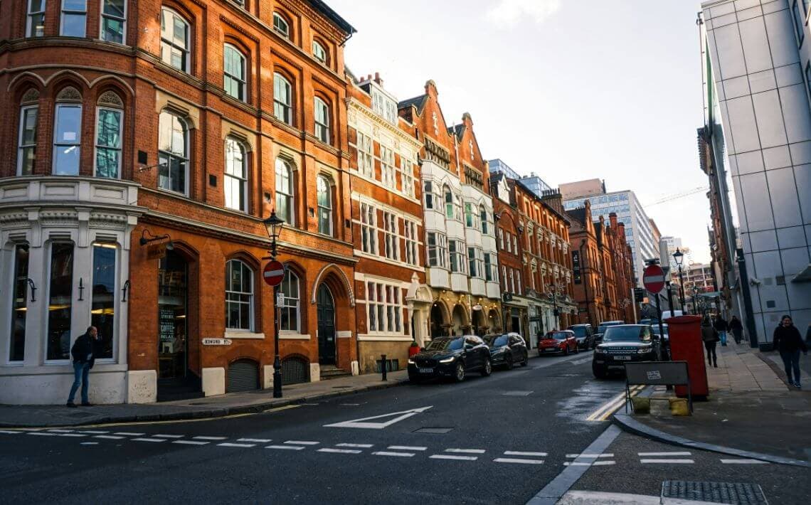 London Luton Airport to Birmingham