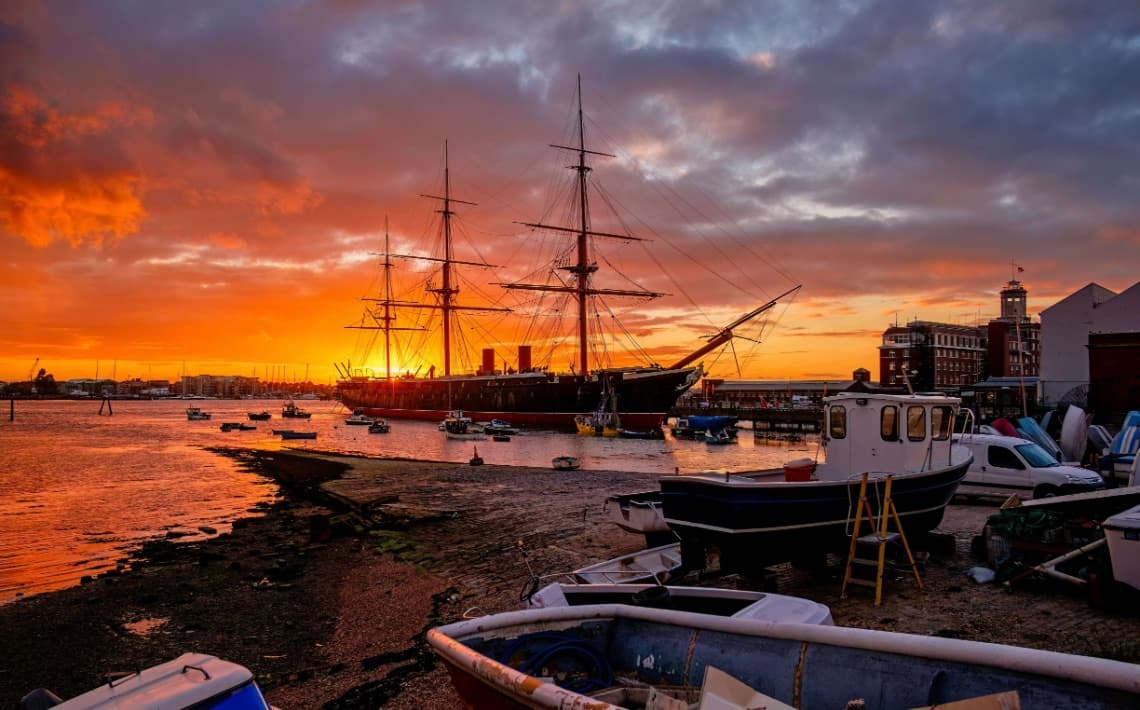 London Stansted Airport to Portsmouth