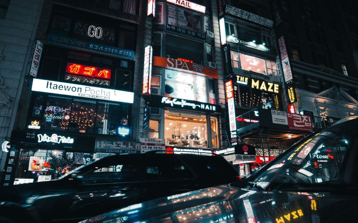 Los Angeles LAX Airport to Koreatown