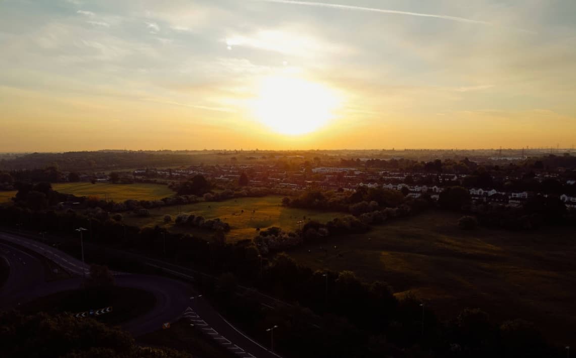 Luton Airport to Watford