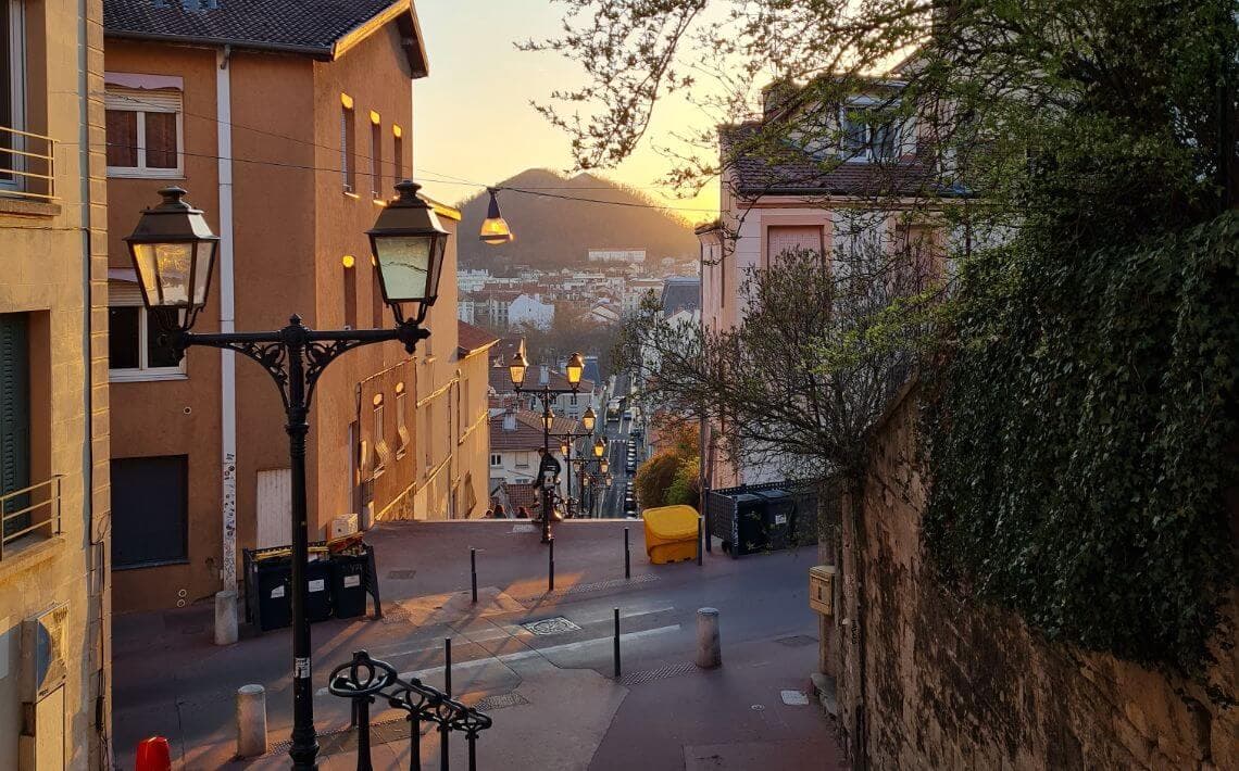 Lyon Airport to Saint Etienne