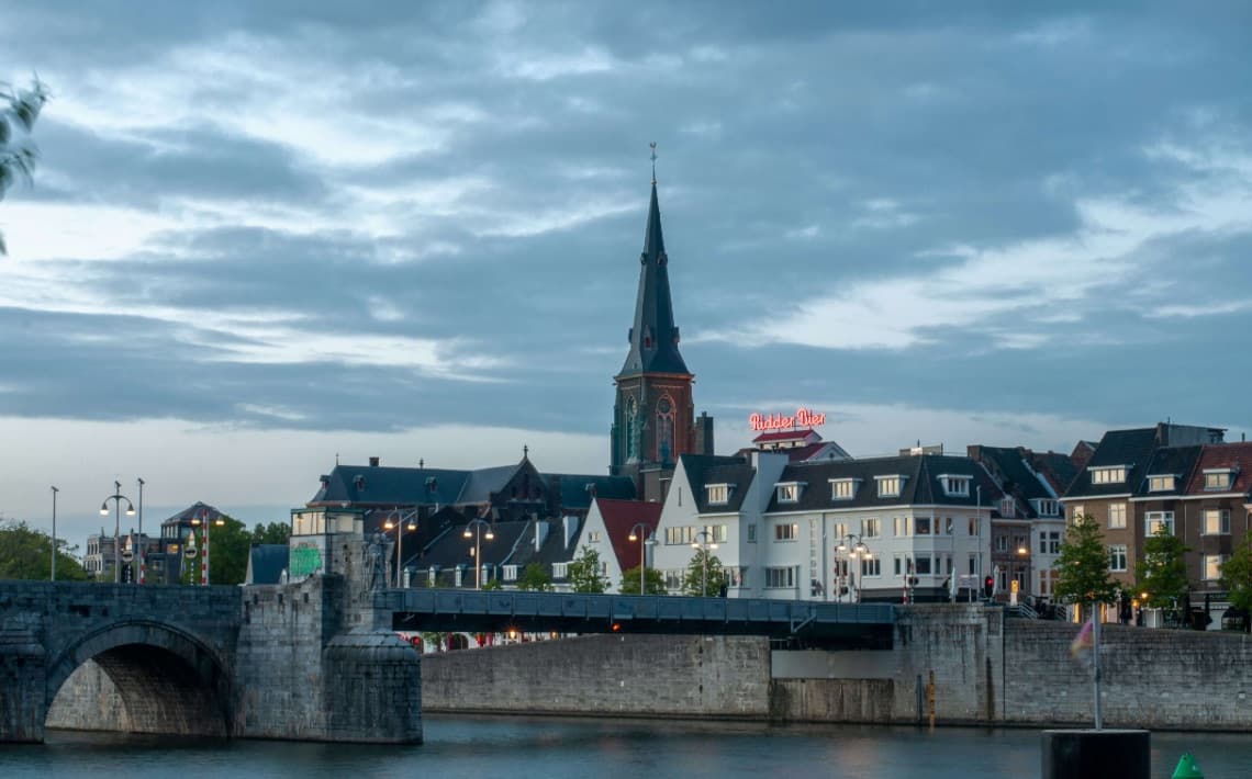 Maastricht Airport to Maastricht City Centre