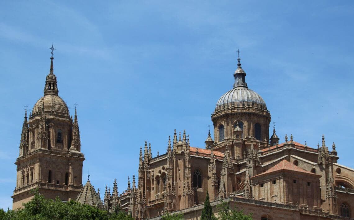 How to Get from Madrid Airport to Salamanca?