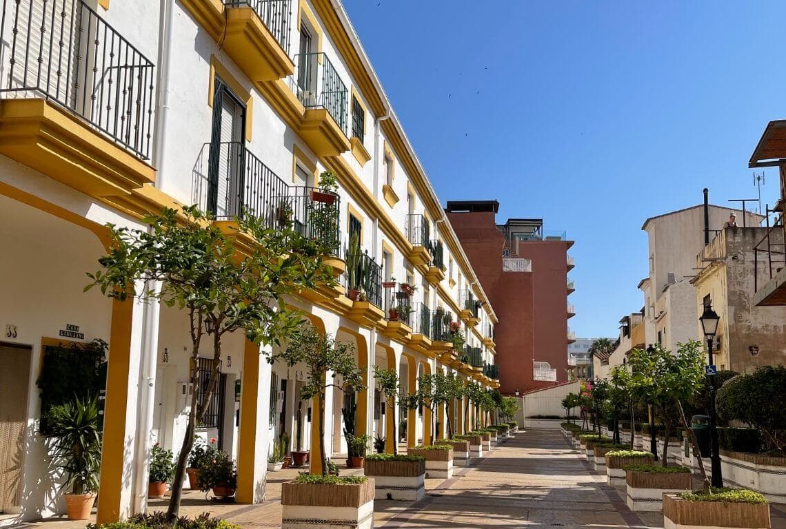 Wie kommt man vom Flughafen Malaga nach Torremolinos?