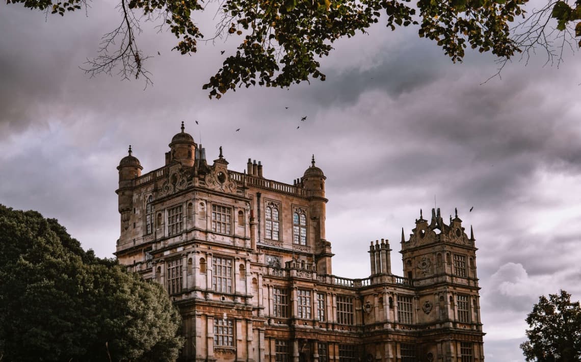 Manchester Airport to Nottingham