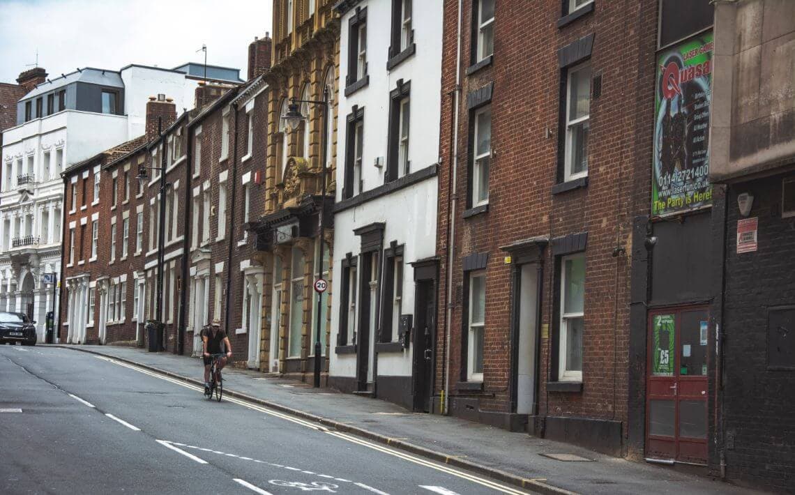 Manchester Airport to Sheffield