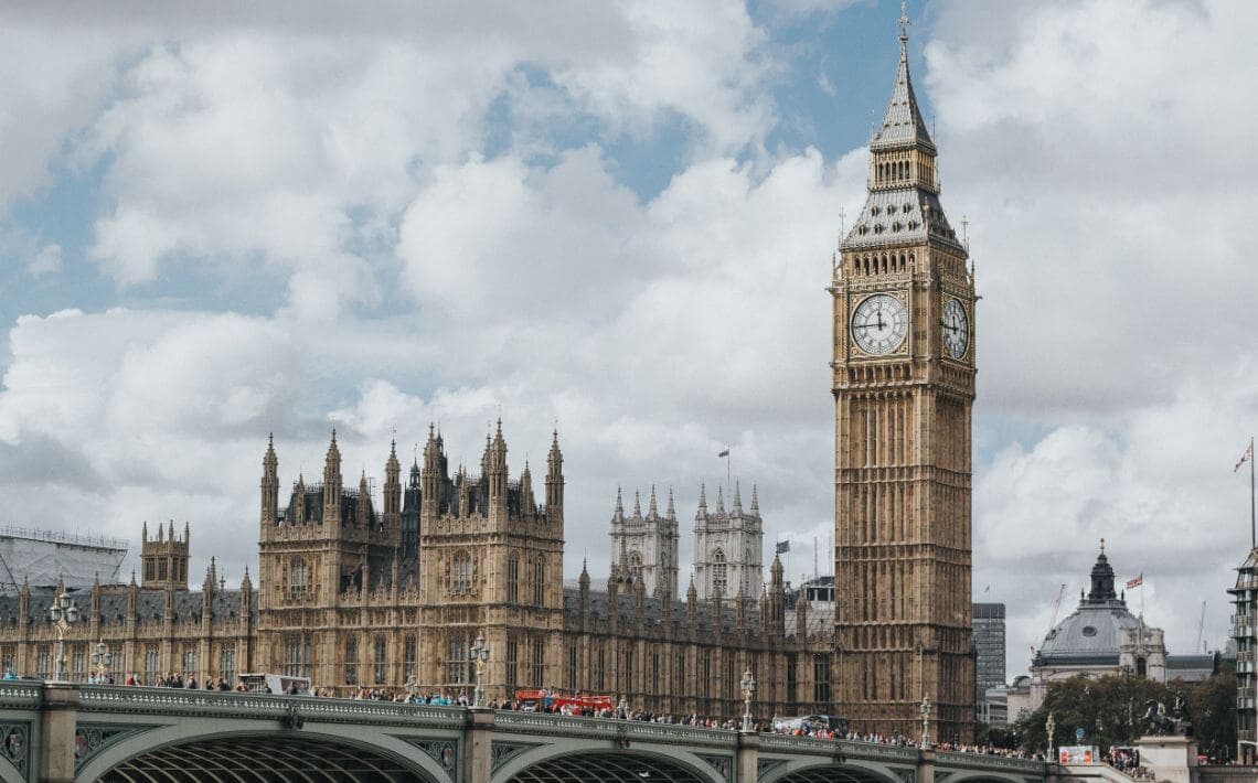 Taxi from Morpeth to Newcastle Airport