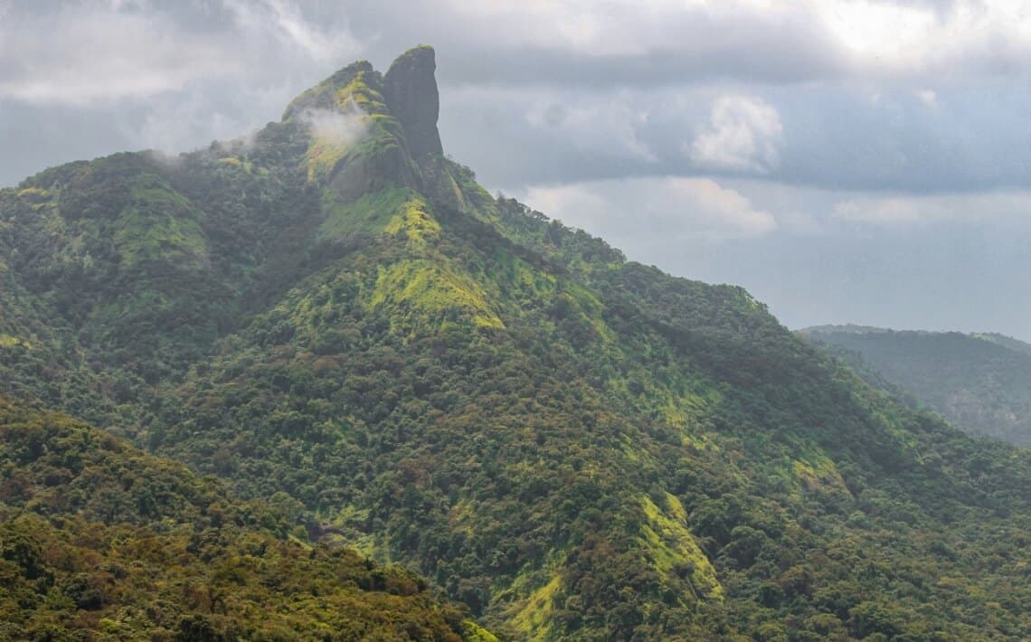 Mumbai Airport to Lonavala