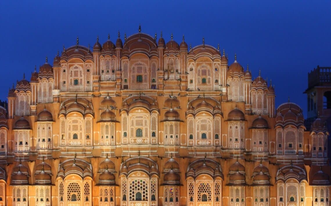 Mumbai Airport to Vashi