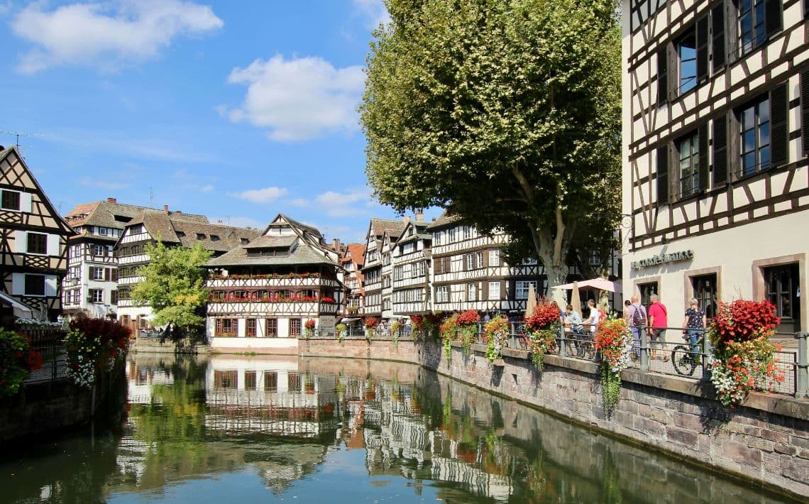 Nantes Airport to Vannes