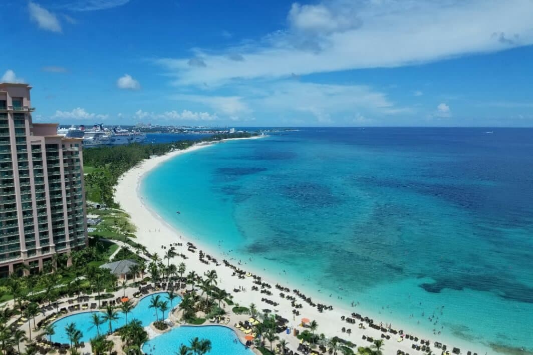 ¿Cómo ir de Nassau Aeropuerto a Isla Paraíso?