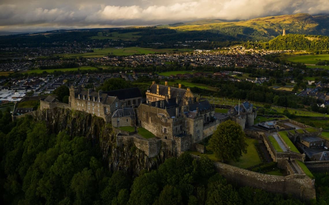 Edinburgh Airport to Stirling