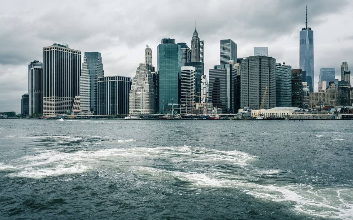 New York LaGuardia Airport to Metlife Building