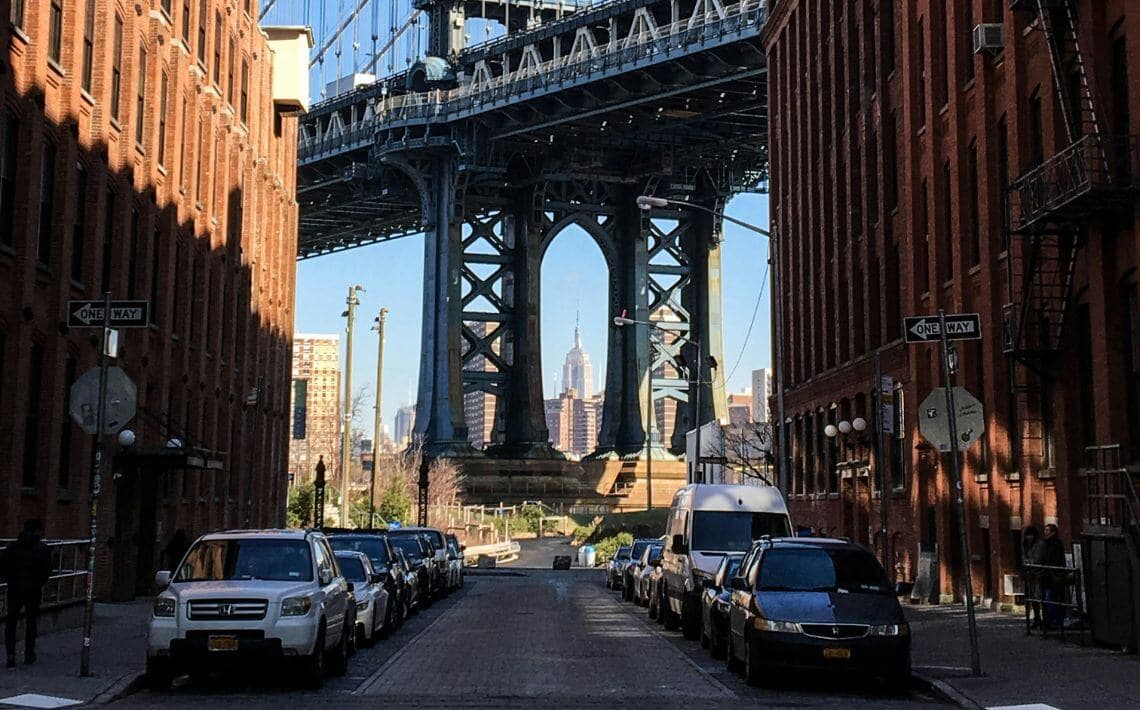 New York LGA Airport to Williamsburg