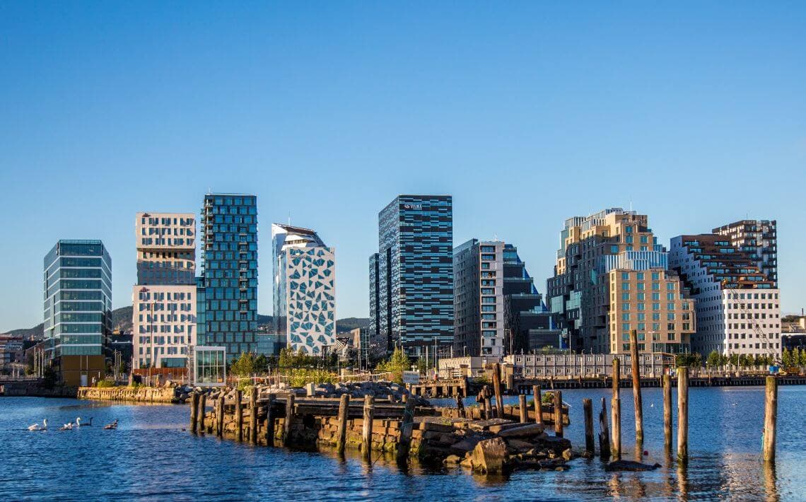 Oslo Gardermoen Airport to City Center