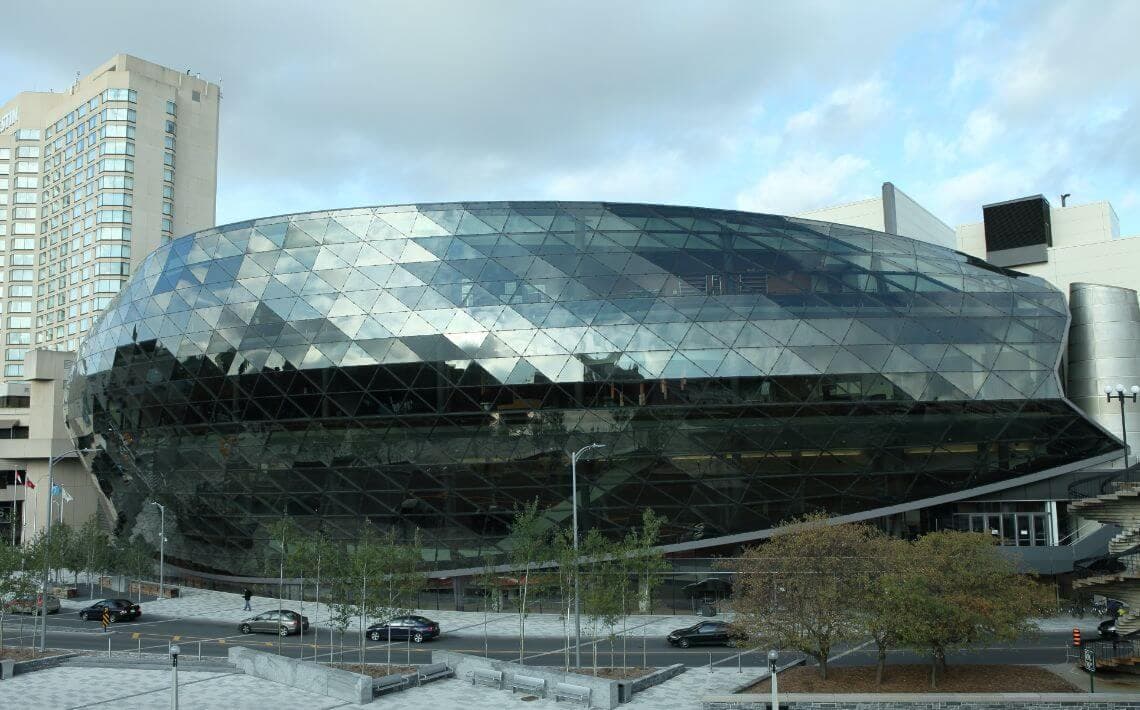 Ottawa Airport to Shaw Centre